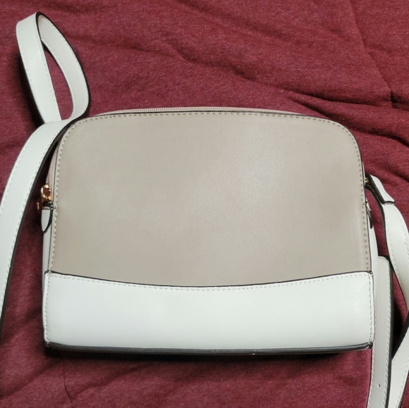 Cleo Purse - Picture 2 of 4